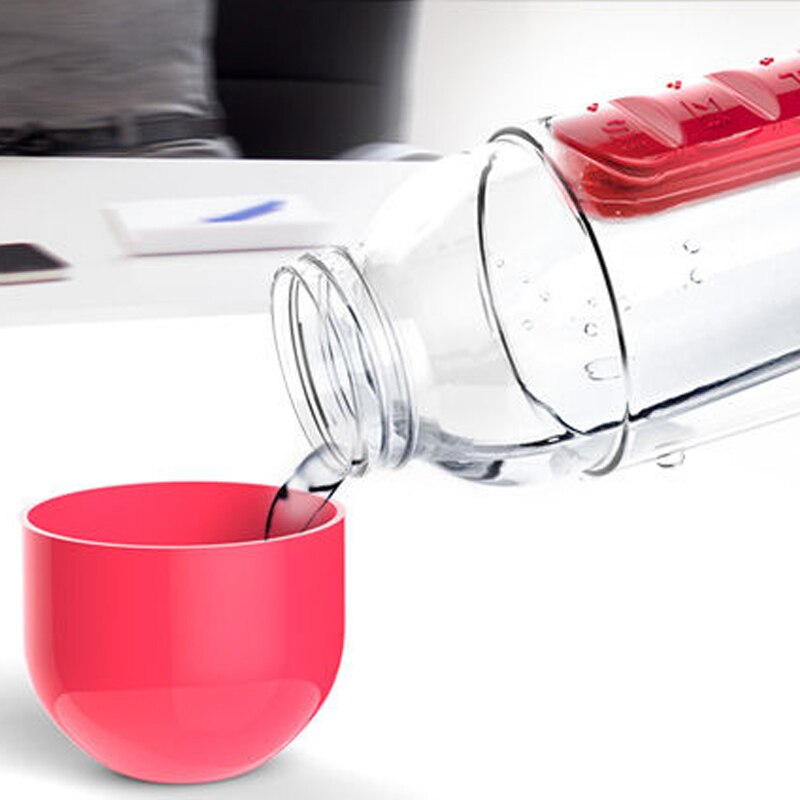Waterfles Met Afneembare Medicijnbox
