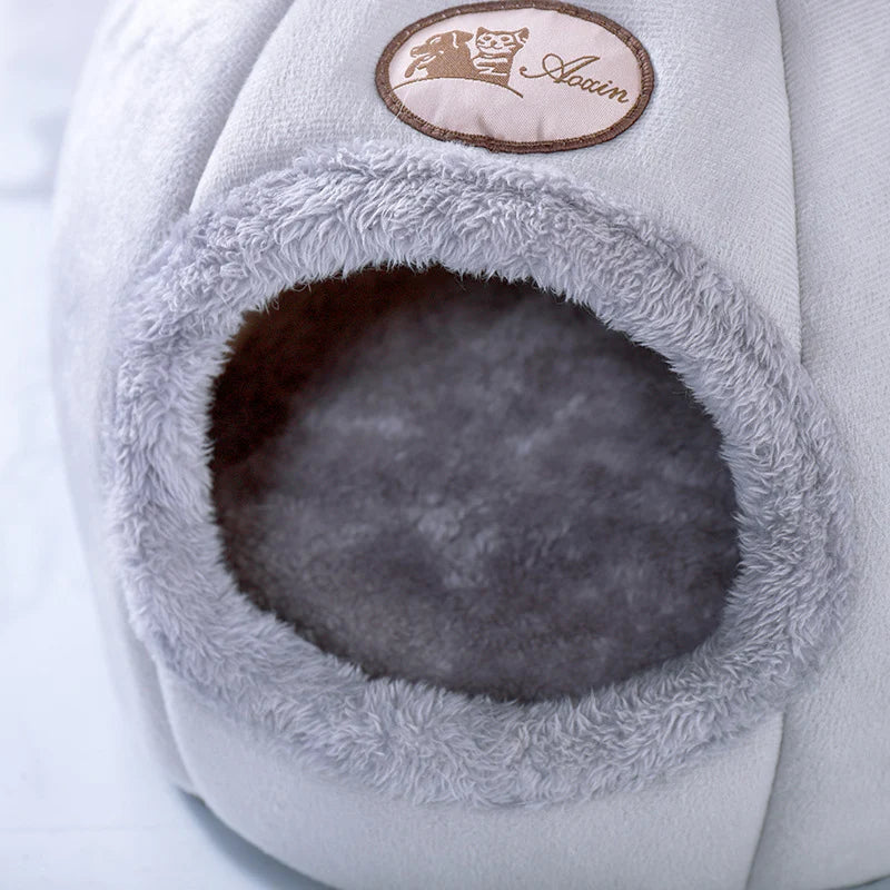 Cozy Cave Winter Pet Bed - Kattenhuis - Kattenmand